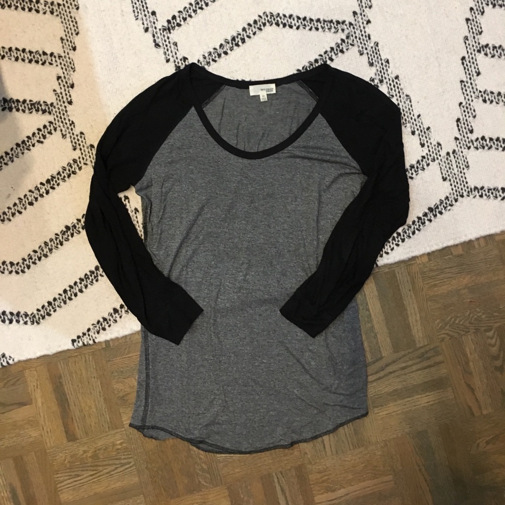 Wilfred Free baseball style t shirt